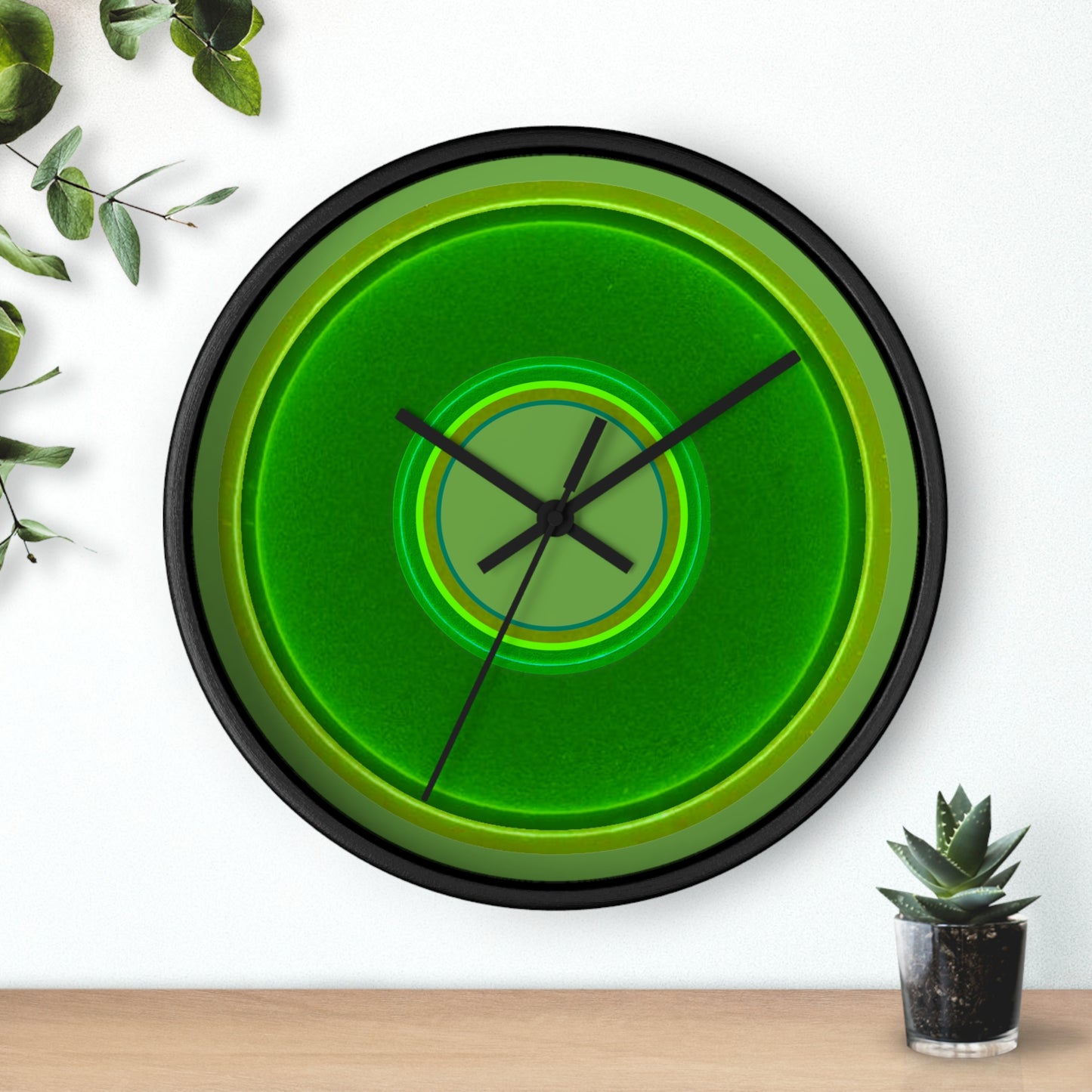 Lumpy Wall Clock - green vivid donut - variant 2 - w/light green background